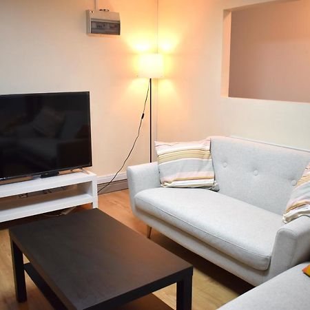Double Bed Room In Flat Near Birmingham City Centre Exterior foto